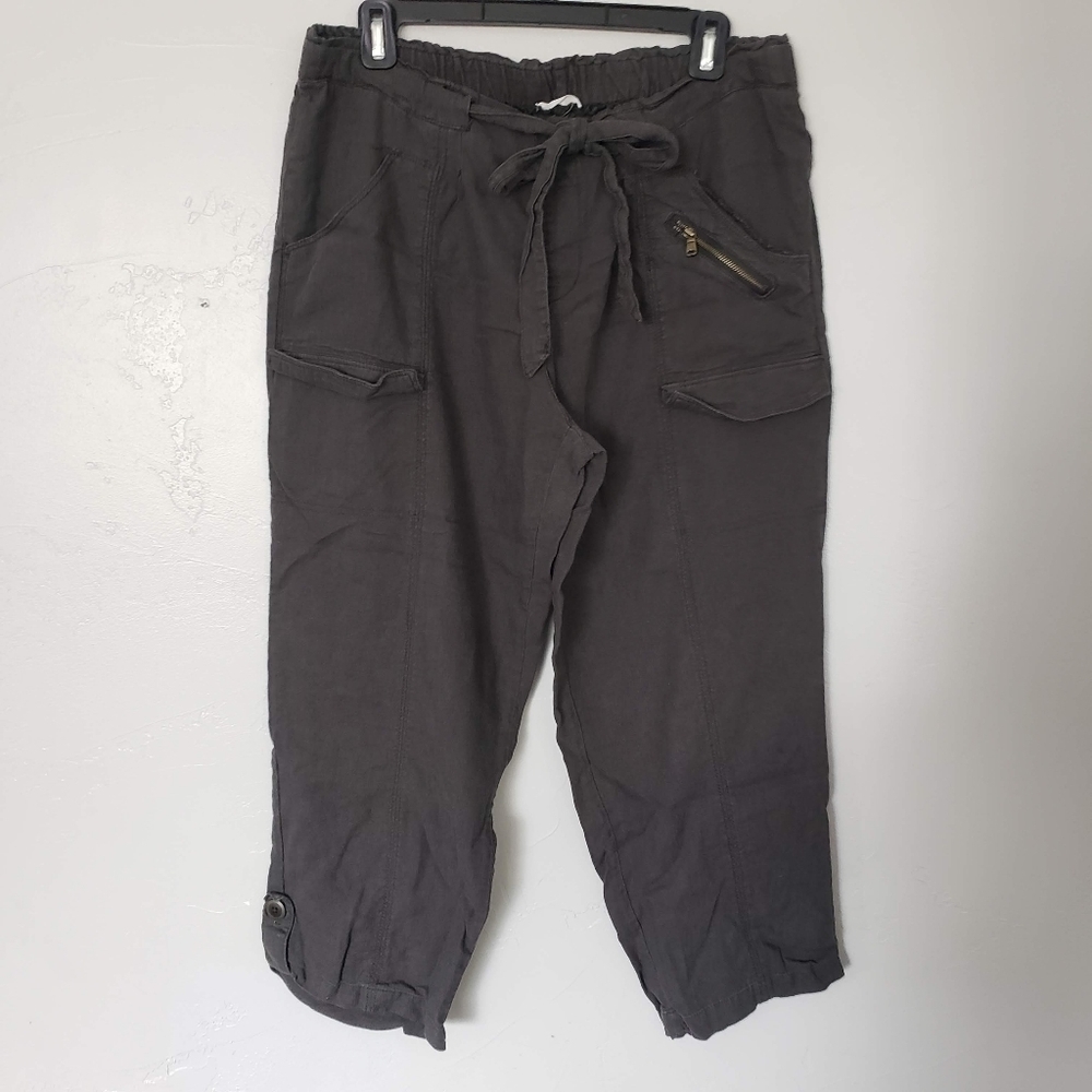 Maurices Women's 13/14 Dark Olive Green Linen Blend Cargo Capri Pants Casual